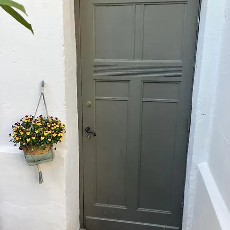 Center דירה *