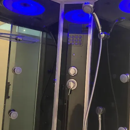 Διαμέρισμα Center *